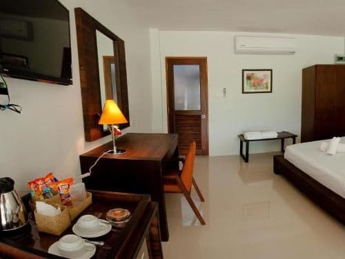 One-Bedroom Bungalow