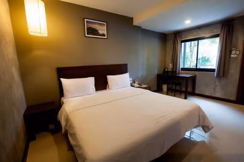 Standard Double Room (Building)