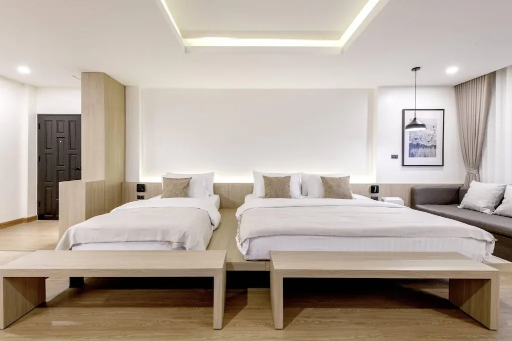 ฟ้าหลวง เรสซิเดนซ์ (Fahluang Residence)2