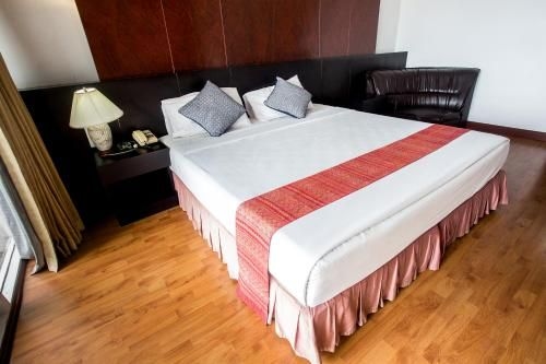 โรงแรมไพลิน พิษณุโลก (Pailyn Phitsanulok Hotel)3