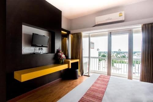 Deluxe Double or Twin Room