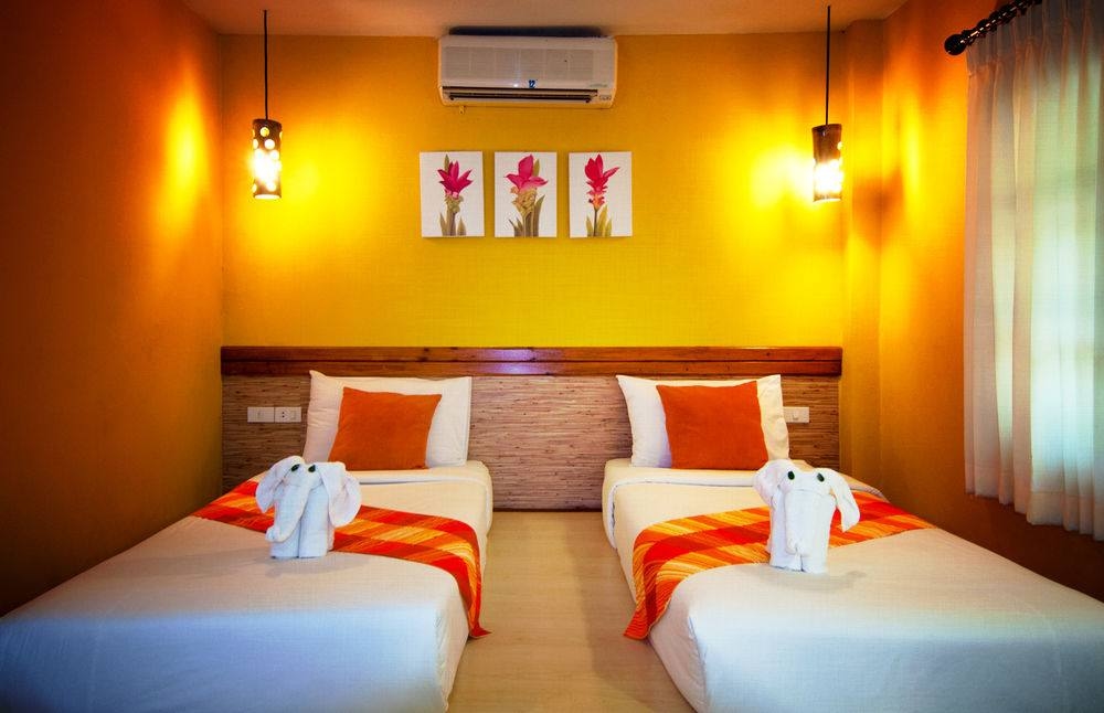 เนเชอรัล ปาร์ค รีสอร์ท เดอ วังทอง (Natural Park Resort de Wang Thong)1