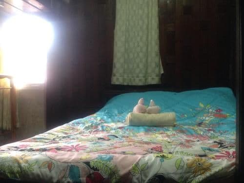 Queen Room with Private Bathroom