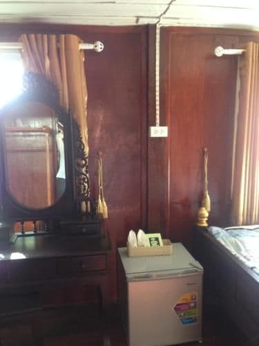 Queen Room with Private Bathroom