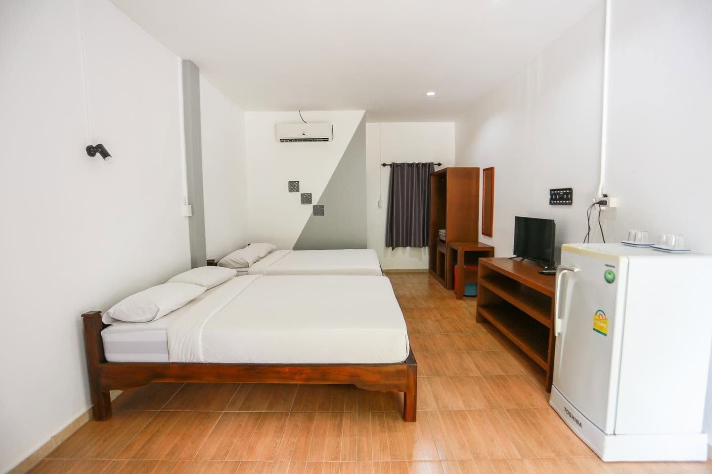 โรงเเรม เปรมสุข (Pramsuk Hotel)4