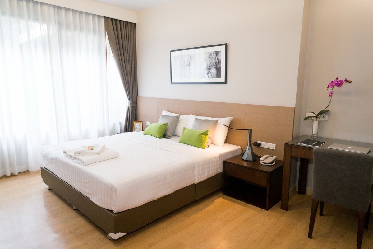 เบอร์กันดี เรสซิเดนซ์ 304 (Burgundy Residence 304)3