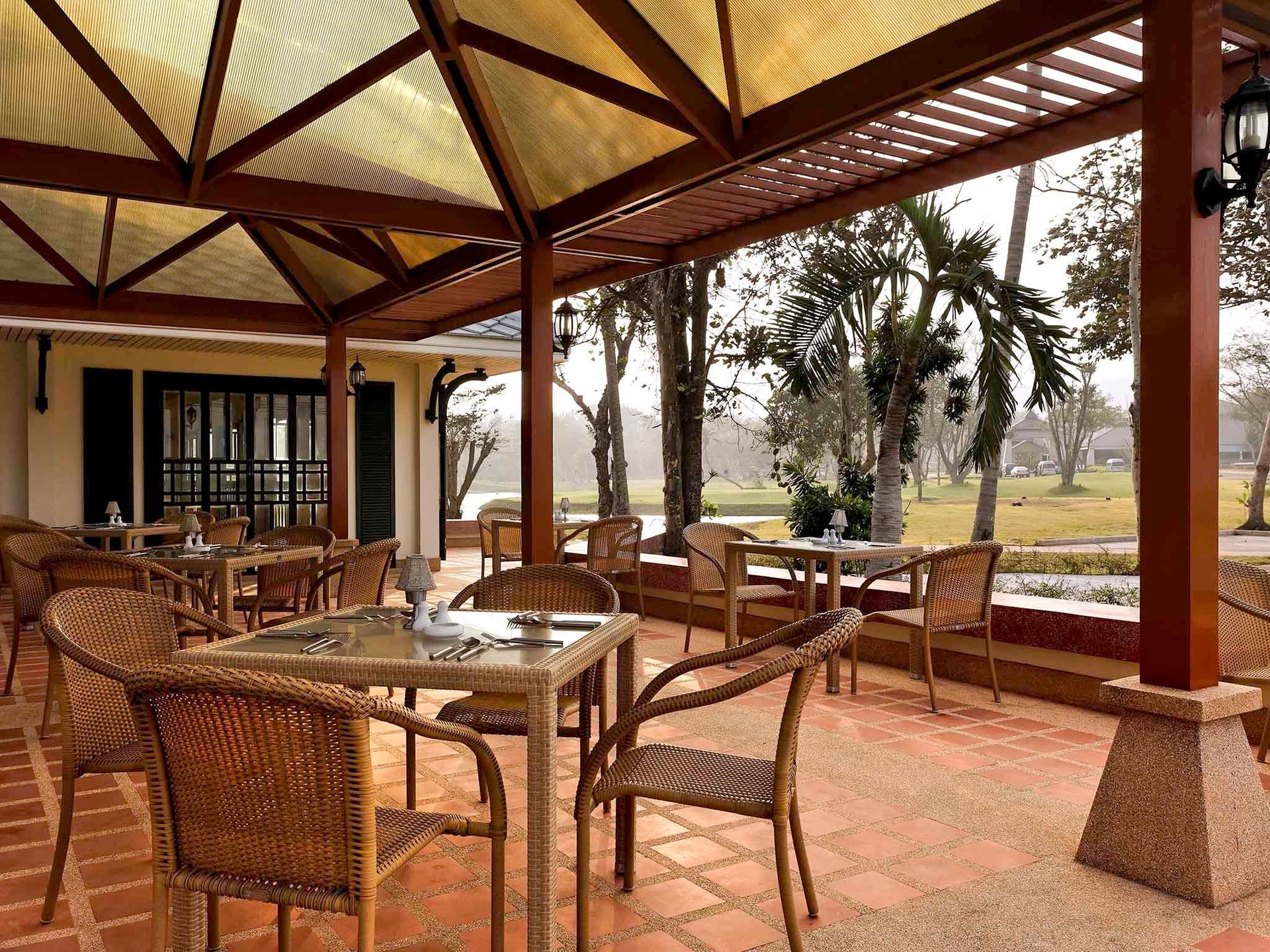 เดอะ นูโว ชุมพร บีช รีสอร์ต แอนด์ กอล์ฟ (The Nouveau Chumphon Beach Resort & Golf)3