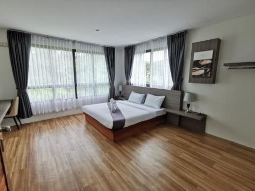 Superior Family Room