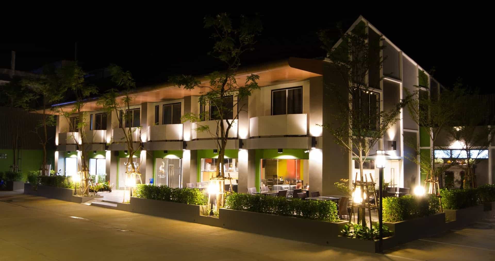เบสทินี่ โฮเต็ล แอนด์ เรสเทอรองต์ เพชรบูรณ์