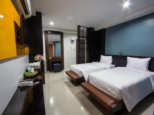 Deluxe Twin Room