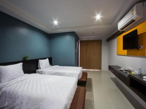 Deluxe Twin Room