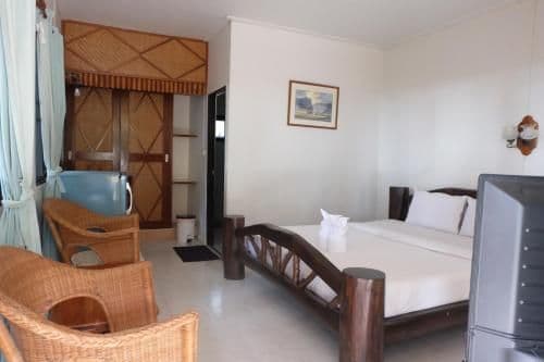 Bungalow with Sea View