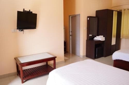 Triple Room