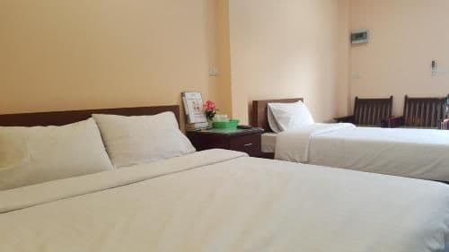 Triple Room