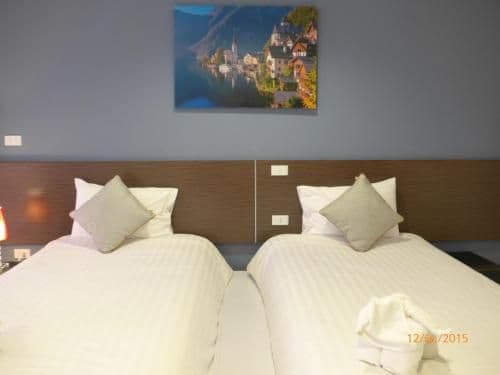 Deluxe Twin Room