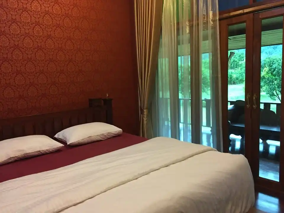 บ้านชายเขา วิลเลจ โฮมสเตย์ บ้านชายเขา วิลเลจ โฮมสเตย์