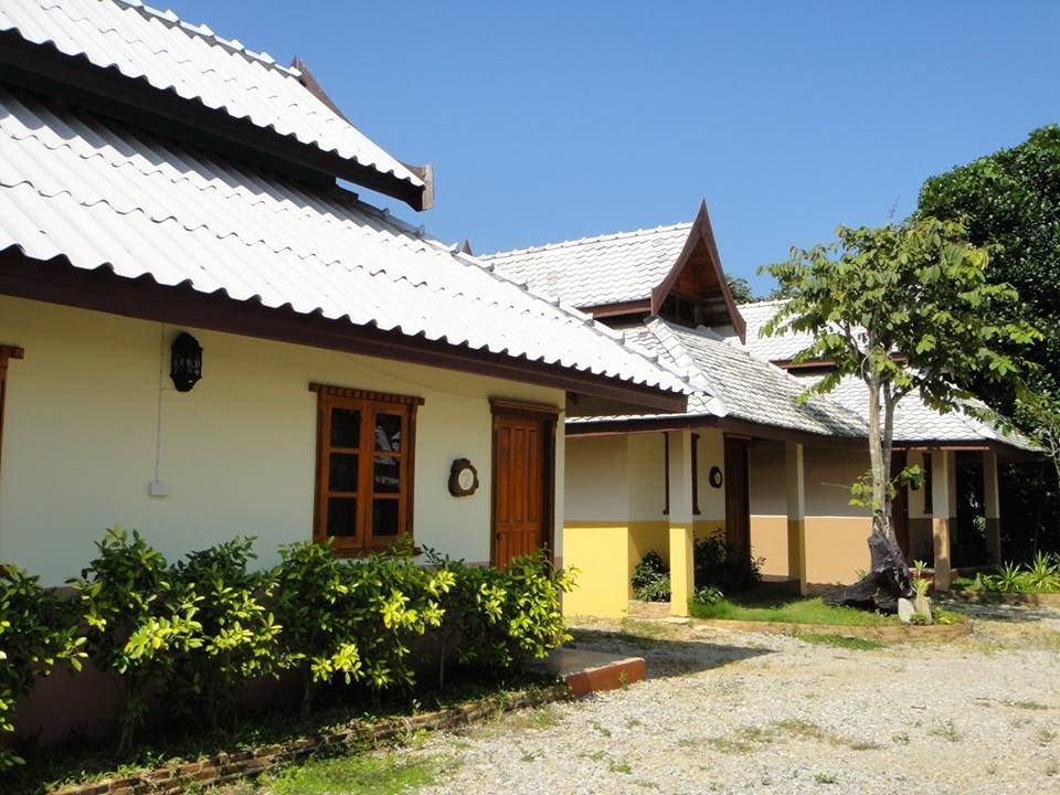 สกุลกา รีสอร์ท (Sa Kun Ga Resort)0