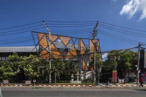 โรงแรมแอท บอร์เดอร์ โรงแรมแอท บอร์เดอร์
