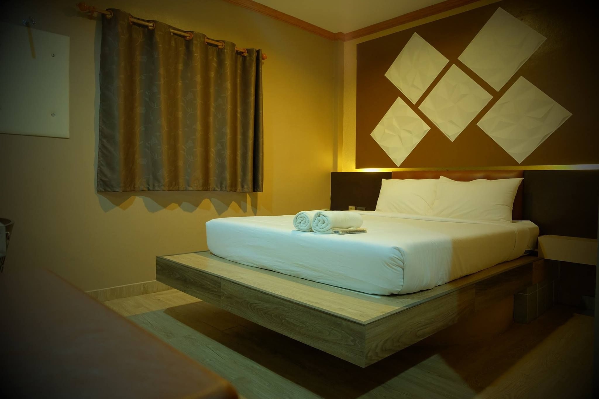 โรงแรมโกลเด้นเฮ้าส์ สระแก้ว (Golden House Sa Kaeo)3