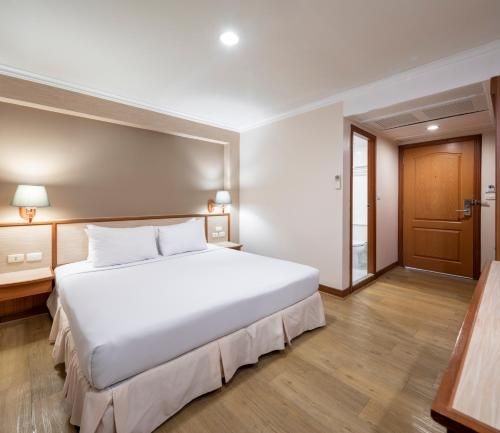 โรงแรม สเตชัน วัน (Station ONE Hotel)3