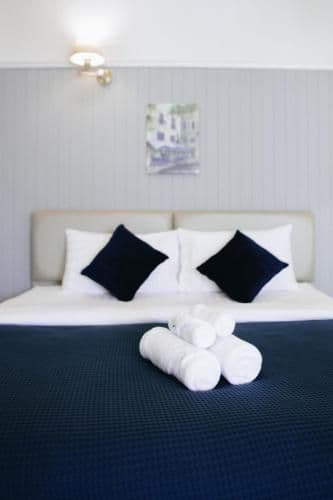 Pool Suite