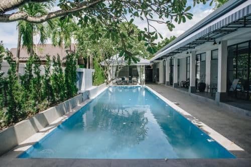 Pool Suite