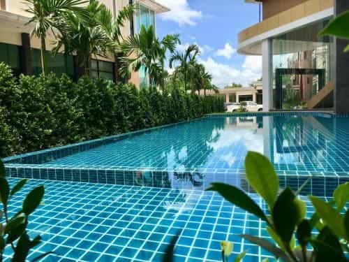 โรงแรมศรีลำดวน โรงแรมศรีลำดวน