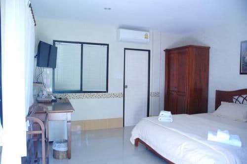 Standard King Room