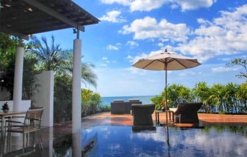 Villa - Beach Front