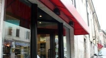 Hotel Cristina0