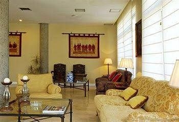 Hotel Azar0