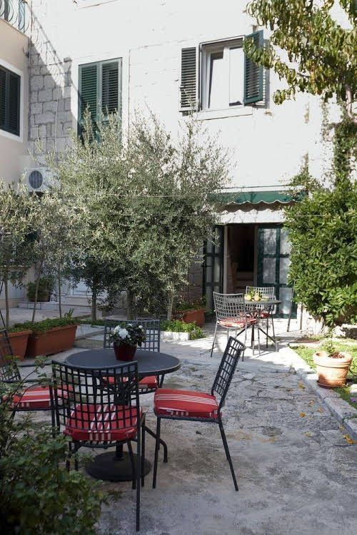 Boutique Guest Accommodation Zephyrus0