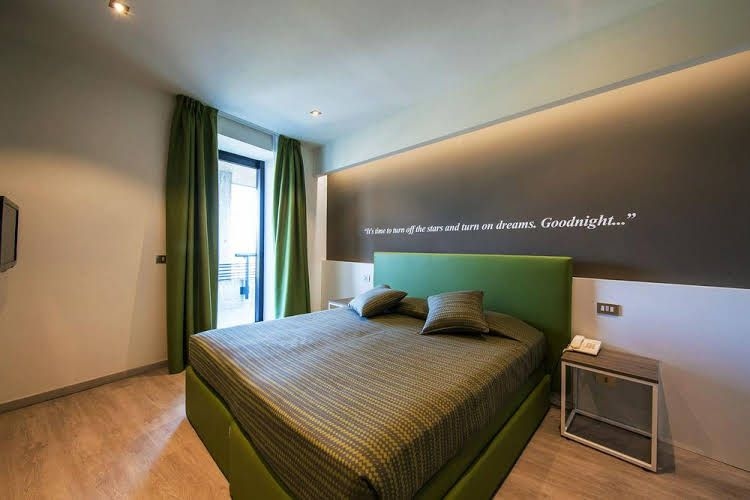 Hotel Ideal1