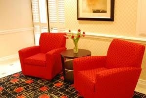 Love Field Hotel and Suites2