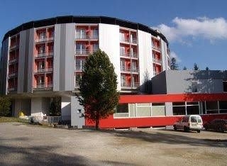 Atrium Hotel2