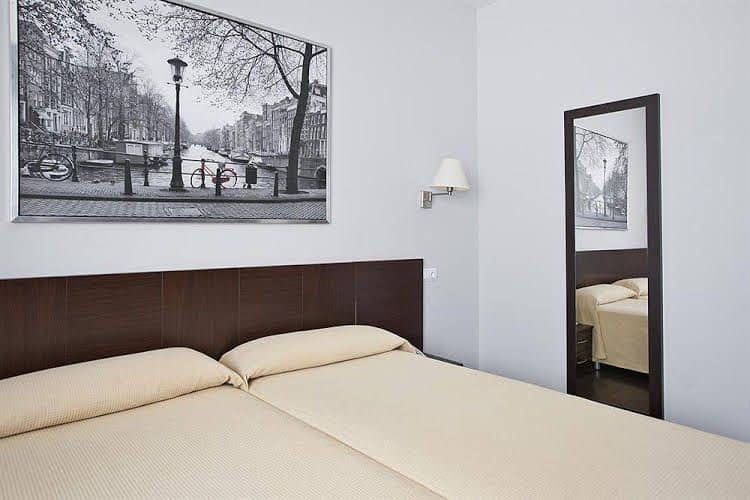 Hostal T4 Hostal T4