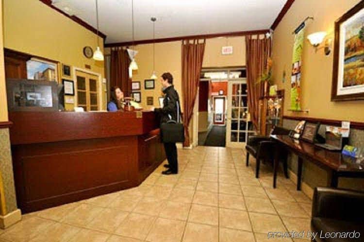 Grande Allee Hotel and Suites Grande Allee Hotel and Suites