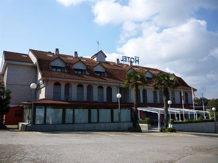 Hotel Campomar1