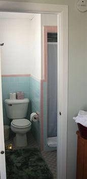 Carisbrooke Inn Bed & Breakfast3