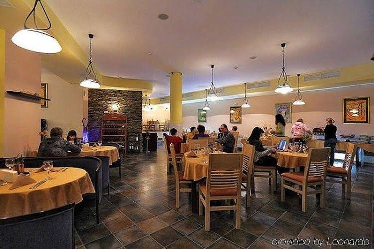 Grand Montana Hotel4