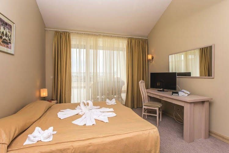 Hotel Coral Sozopol4
