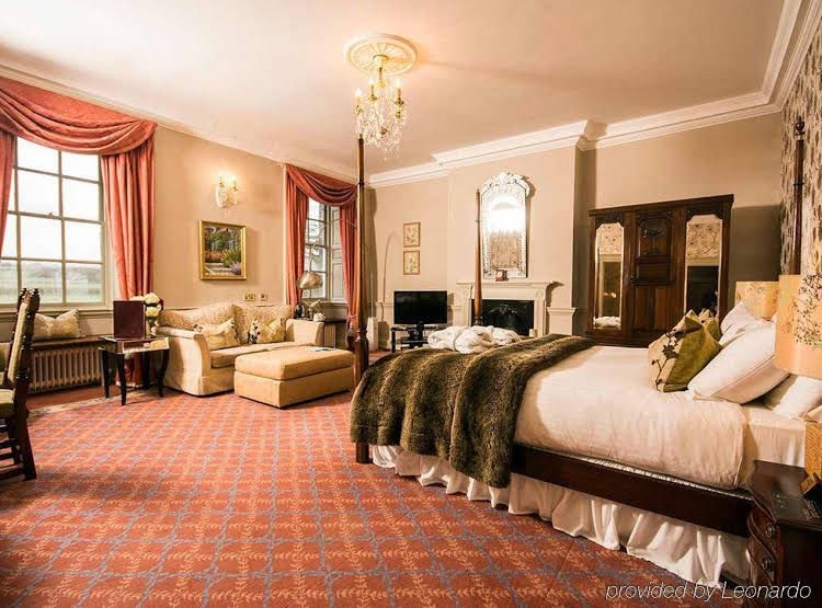 Peterstone Court Country House Restaurant & Spa4