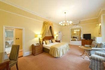 The Royal & Fortescue Hotel The Royal & Fortescue Hotel