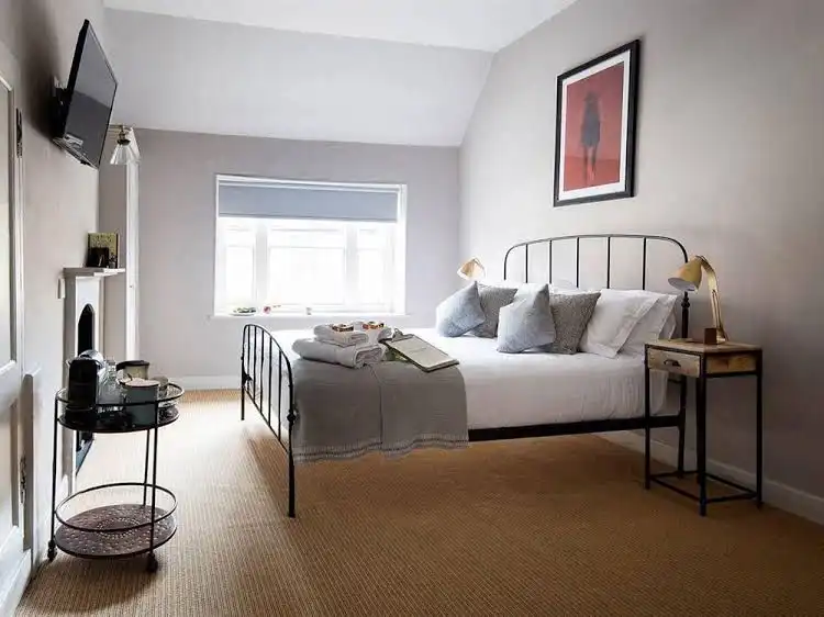 The Wife of Bath Restaurant with Rooms The Wife of Bath Restaurant with Rooms