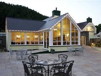 ซาลูเทชั่น อินน์ (Salutation Inn)0