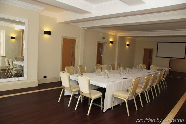 Legacy Kingscliff Hotel1