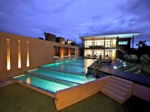 เดอะ แกรนด์ ณภัทร เซอร์วิส อพาร์ทเมนท์ (The Grand Napat Serviced Apartment)0
