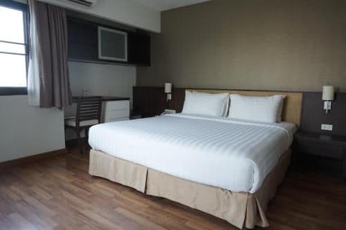 Superior One-Bedroom Apartment
