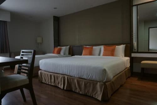 Deluxe Family Suite