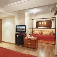 Sheltown Hotel4